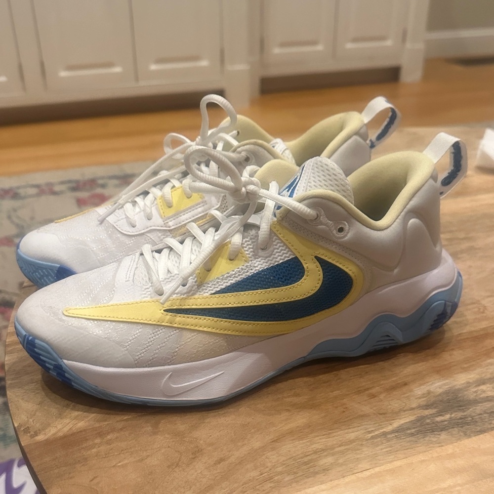Nike Giannis Immortality 3 Basketball Sneaker